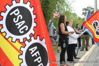 B.C. navy base rally part of growing federal government labour dissatisfaction - Quesnel - Cariboo Observer