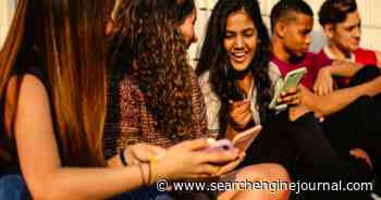 Facebook’s Popularity Plummets As YouTube Takes Top Spot With Teens via @sejournal, @MattGSouthern