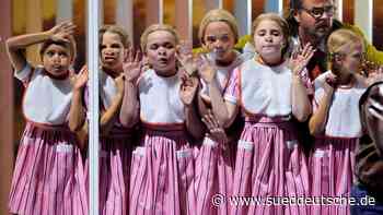 Valentin Schwarz inszeniert Richard Wagners „Ring“ in Bayreuth. - Süddeutsche Zeitung - SZ.de