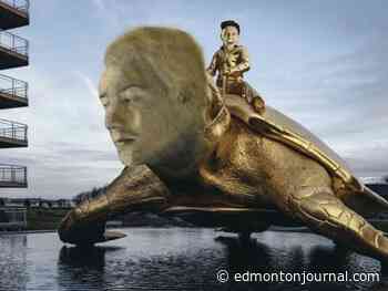 FRINGE REVIEW: White Guy on a Stage Talking an absurdist exercise