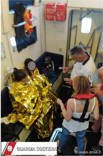 Maltempo: due turisti salvati a Cagliari da Guardia Costiera - Agenzia ANSA