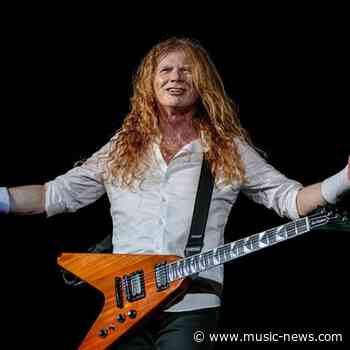 Dave Mustaine wouldn't let cancer stop him playing guitar