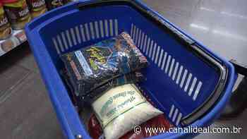 VÍDEO: Famílias carentes tem acesso à cartão alimentação em Faxinal dos Guedes - Canal Ideal