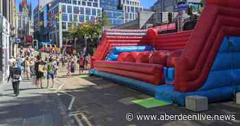 Giant inflatables blown up on Aberdeen street as locals gather for 'big bounce' - Aberdeen Live
