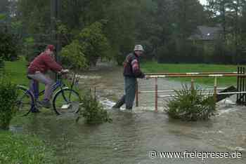 Hochwasser 2002: Bäche im Göltzschtal überfluten Umland - freiepresse.de
