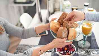 Brötchen richtig aufbacken: Niemals den Ofen verwenden - Alternative ist viel günstiger