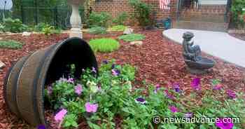 Amherst house, front yard tout unique landscaping features - Lynchburg News and Advance