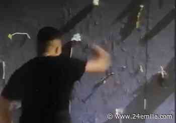 Giovani democratici Modena: sfregio memoriale Mirandola incompatibile con i nostri valori. La Lega attacca - 24Emilia