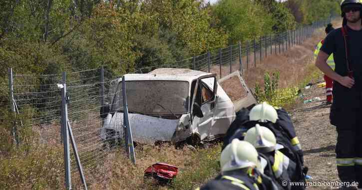 Drei Tote bei Unfall mit Schlepperfahrzeug