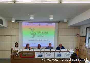 Turismo accessibile a Crotone, gite in gommone per le famiglie con figli portatori di disabilità - Corriere della Calabria