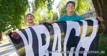 Krachparade: Gemeinsam für die freie Kultur lautstark in der Stadt unterwegs