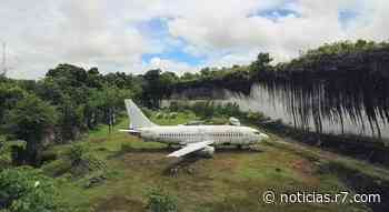 Mistério: tem um Boeing 737 abandonado no meio de uma pedreira - R7