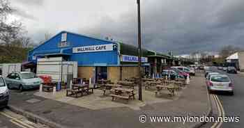 Millwall cafe can't sell booze before Coventry match as Met Police fear 'violent' clash before game - My London