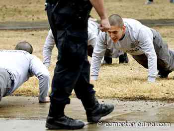 Edmonton police launching new campaign to hire 100 recruits in 2022