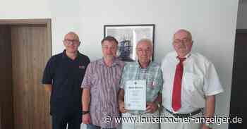 Hohe Auszeichnung des DRK Alsfeld für Helmut Steinbach - Lauterbacher Anzeiger