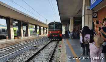 Fabriano-Pergola, parte oggi il treno (sold out) degli innamorati - RadioGold.TV