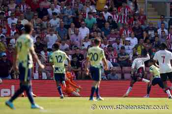 Late Kyle Walker-Peters strike earns Southampton draw against Leeds - St Helens Star