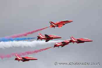 Weather halts flyover by Red Arrows at Edinburgh Military Tattoo - St Helens Star