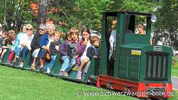 Im Nagolder Stadtpark - Das Kleb-Bähnle dreht wieder seine Runden - Schwarzwälder Bote