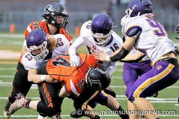 Carman’s Corner: Quilcene, Neah Bay football touted in preseason ranking - Peninsula Daily News