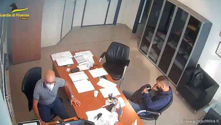 Catania, il primario arrestato per tangenti aveva protetto le molestie in reparto - la Repubblica