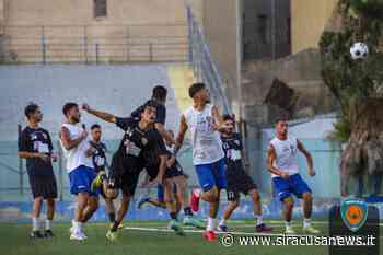 Calcio, allenamento congiunto al “De Simone”: il Siracusa batte il Catania San Pio X - Siracusa News