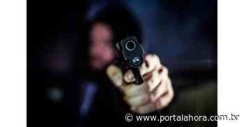 A PÉ: Bandido armado rouba farmácia em Imbituba na noite desta quinta-feira; ele levou celular, dinheiro e uma bicicleta que usou na fuga - Portal AHora