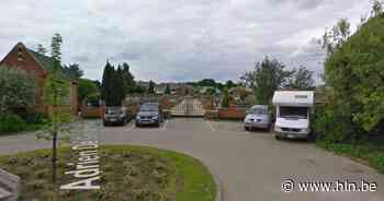 Gevel van begraafplaats in Destelbergen wordt gerenoveerd - Het Laatste Nieuws