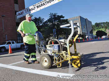 Picture This: Parkersburg preps for half marathon | News, Sports, Jobs - Marietta Times