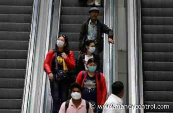 Delhi markets try to enforce mask mandate amid surge in coronavirus cases - Moneycontrol
