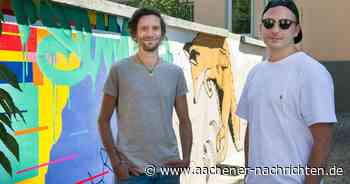 Graffiti in Haaren: Vor der bunten Wand redet der Künstler „Senor Schnu“ Tacheles