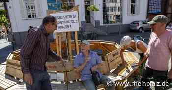 Bürgerinitiative bringt „Bank für alle“ in Schuss - Kaiserslautern - Rheinpfalz.de