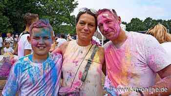 Kunterbunter Party-Abschluss mit dem Holi-Festival in Kaltenkirchen