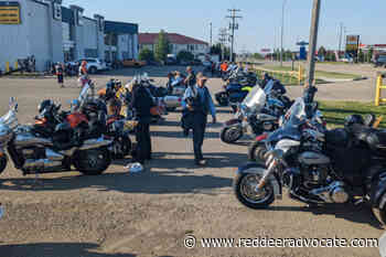 About 100 people participate in Red Deer Ride for Dad - Red Deer Advocate