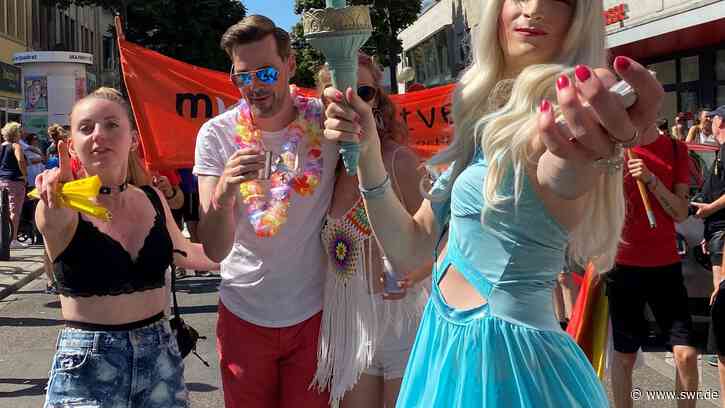Christopher Street Day in Mannheim: Freiheit für die Ukraine - SWR Aktuell