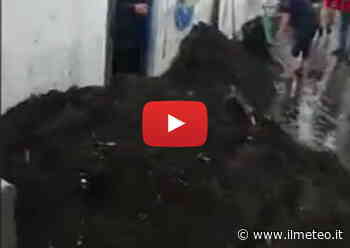 Meteo Cronaca diretta: (Video) Messina, fortissimi temporali ricoprono di fango Stromboli - iLMeteo.it