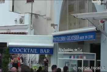 Ferragosto, Capri si riempie di turisti - Tiscali Notizie