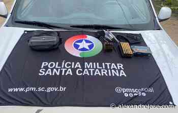 Homem dá tiros e ameaça inquilinos de morte após reclamação em Brusque - Alexandrejose.com