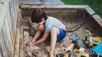 Jena: Junge (5) spielt im Sandkasten – dann durchlebt er Horror - Thüringen24