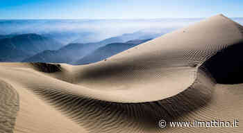 Vuole filmare l'alba in spiaggia, 35enne viene travolto da una duna e muore - ilmattino.it