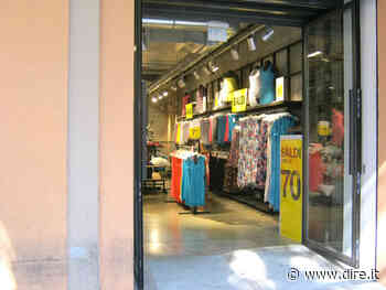 Aria condizionata in negozio? A Modena scatta l'obbligo di tenere le porte chiuse - Dire