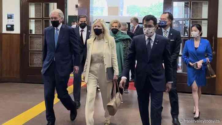 China announces new Taiwan drills as US delegation visits