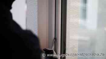 Einbrecher machen Beute in Einfamilienhaus: Zeugen gesucht