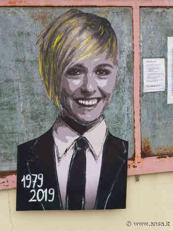 Nadia Toffa ricordata in un quadro a Trieste - Agenzia ANSA