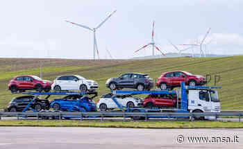 Stellantis: a Melfi contratto solidarietà in deroga di un anno - Agenzia ANSA