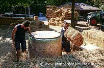 Strohländle-Start in Leonberg: Vier Wochen Kultur zwischen Strohballen - Leonberg - Leonberger Kreiszeitung