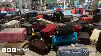 The tech aiming to prevent lost airline luggage