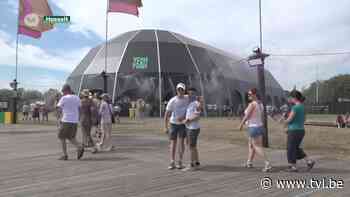 Eerste editie Hear Hear: festivalgangers niet afgeschrikt door hitte - TV Limburg