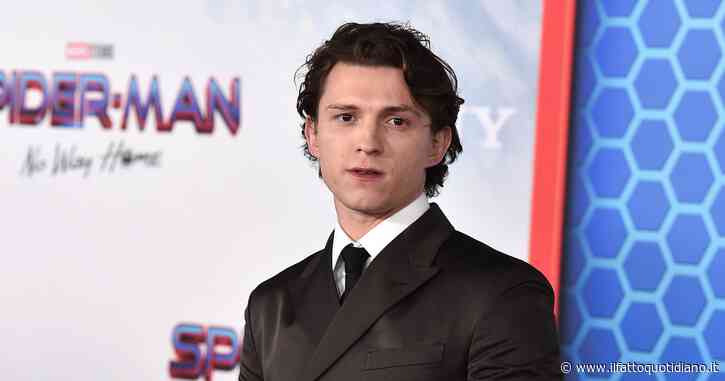 Tom Holland si prende una pausa dai social: “Sono dannosi per la mia salute mentale” (Video)
