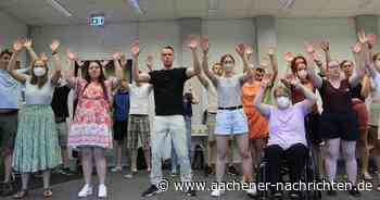 Floodlight Musicals zeigt „Urine Town“: Satirische Vision von einer düsteren Welt